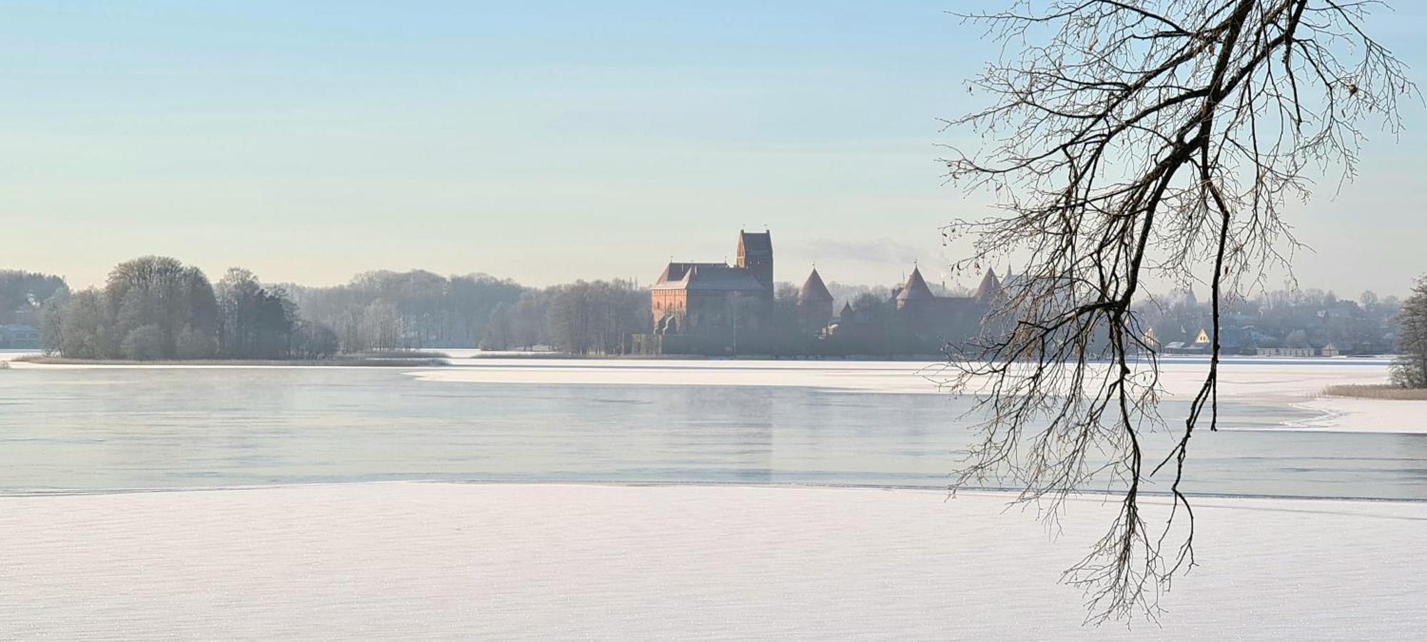 Hôtel Slenis Trakuose à Trakai Extérieur photo